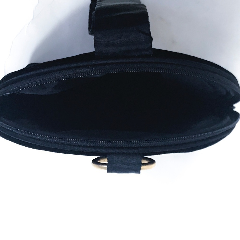 Black Velvet Wristlet Purse NWOT - Picture 2 of 11